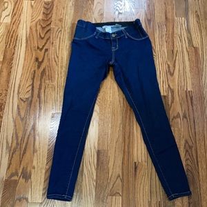Liz Lange maternity Jegging
